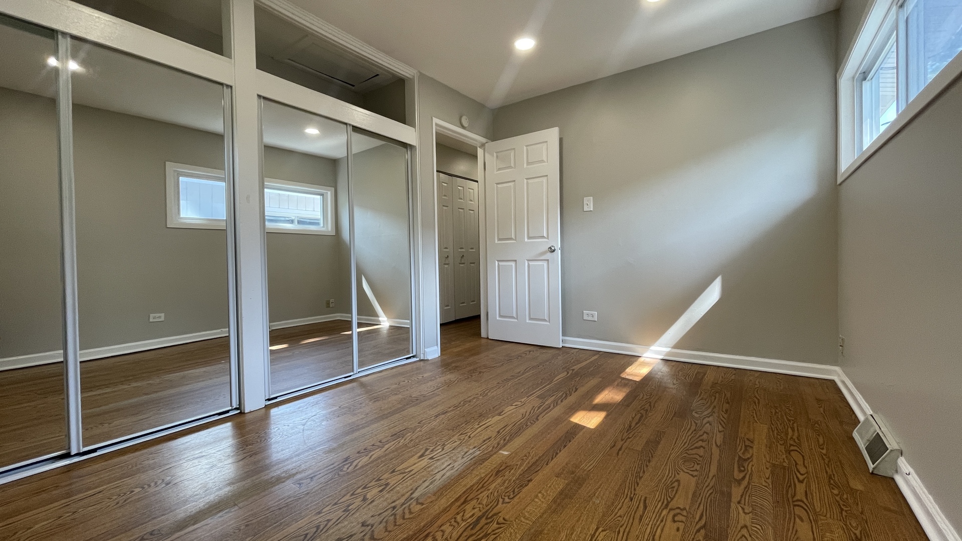 17210 Hawthorne Drive Property Photo 6