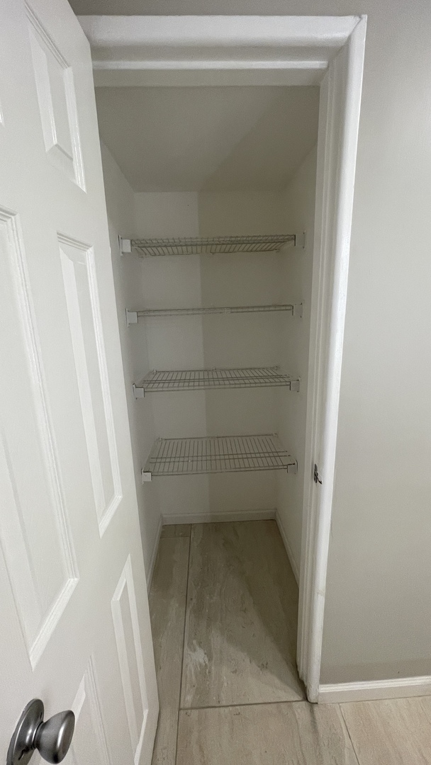17210 Hawthorne Drive Property Photo 24