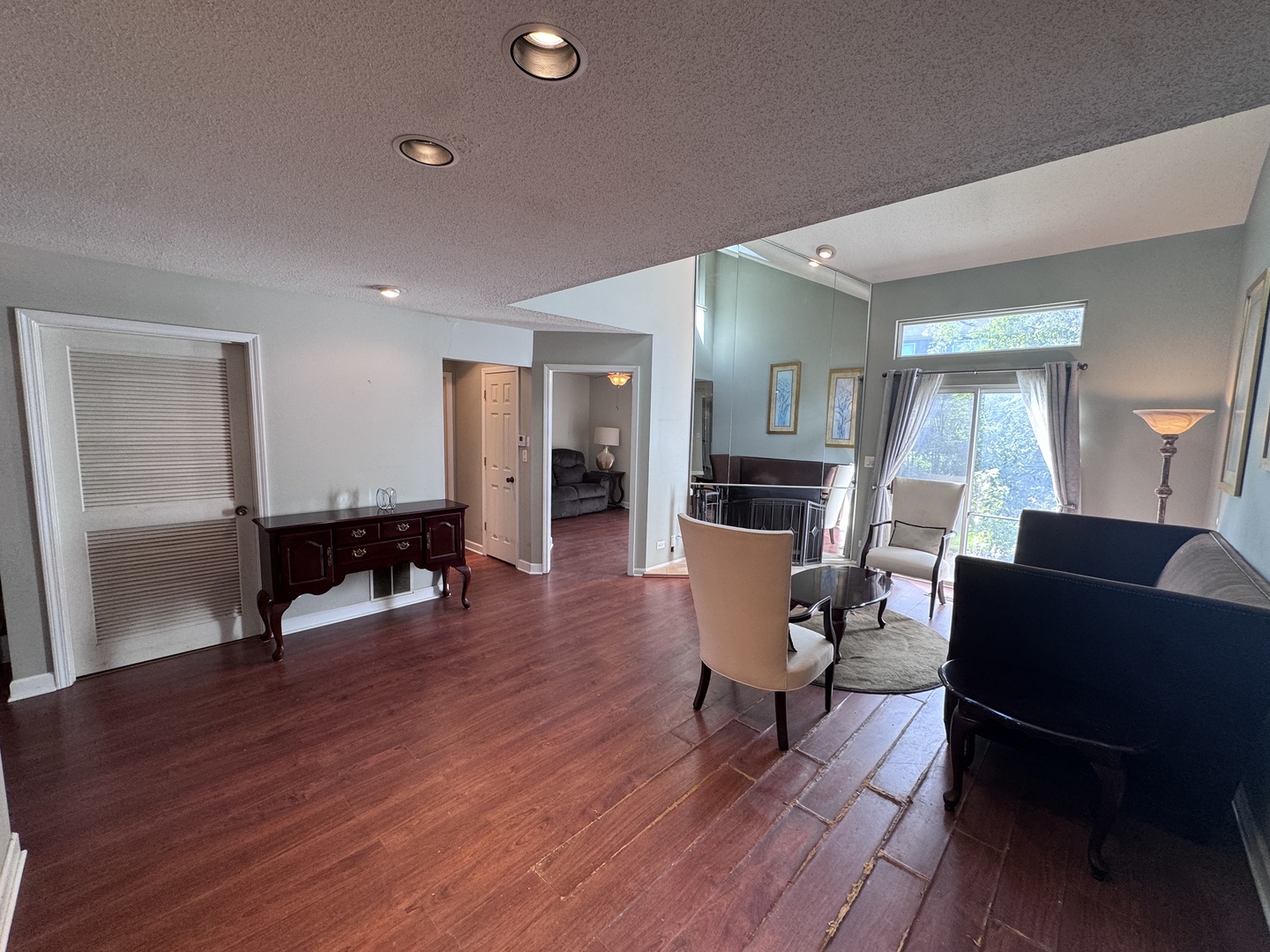 1059 Courtland Drive Property Photo 8