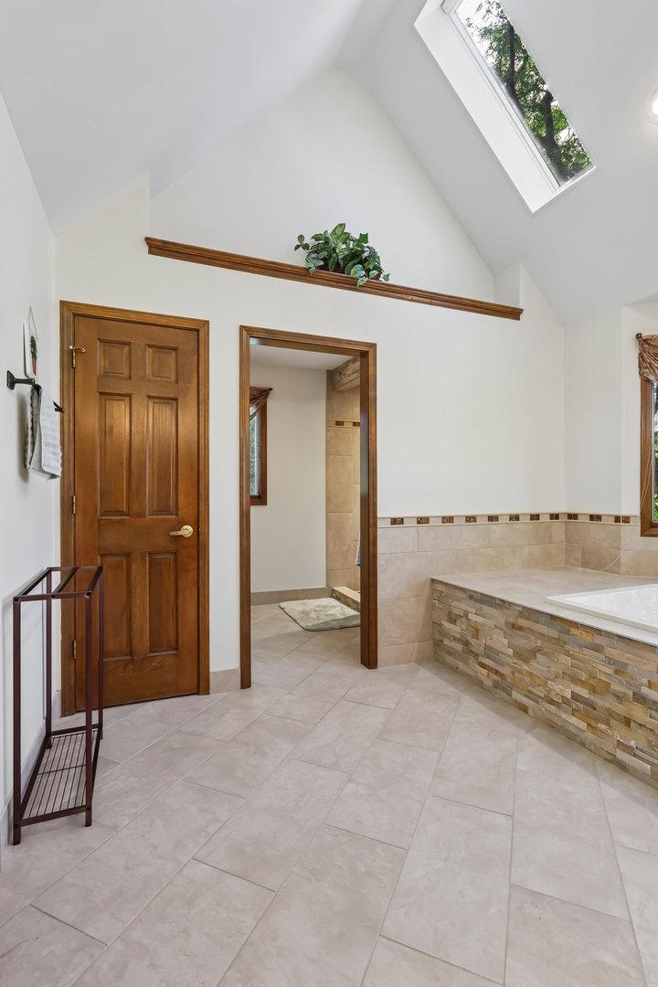 1504 Greenlake Drive Property Photo 45