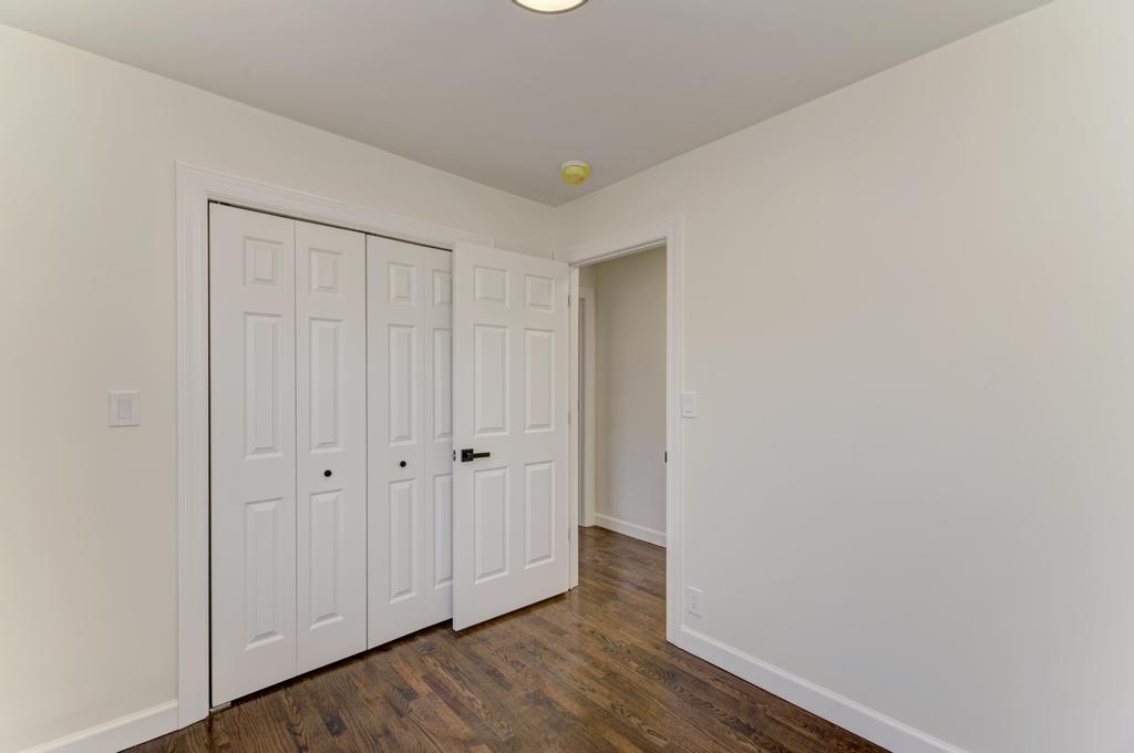 6218 W Foster Avenue Property Photo 23