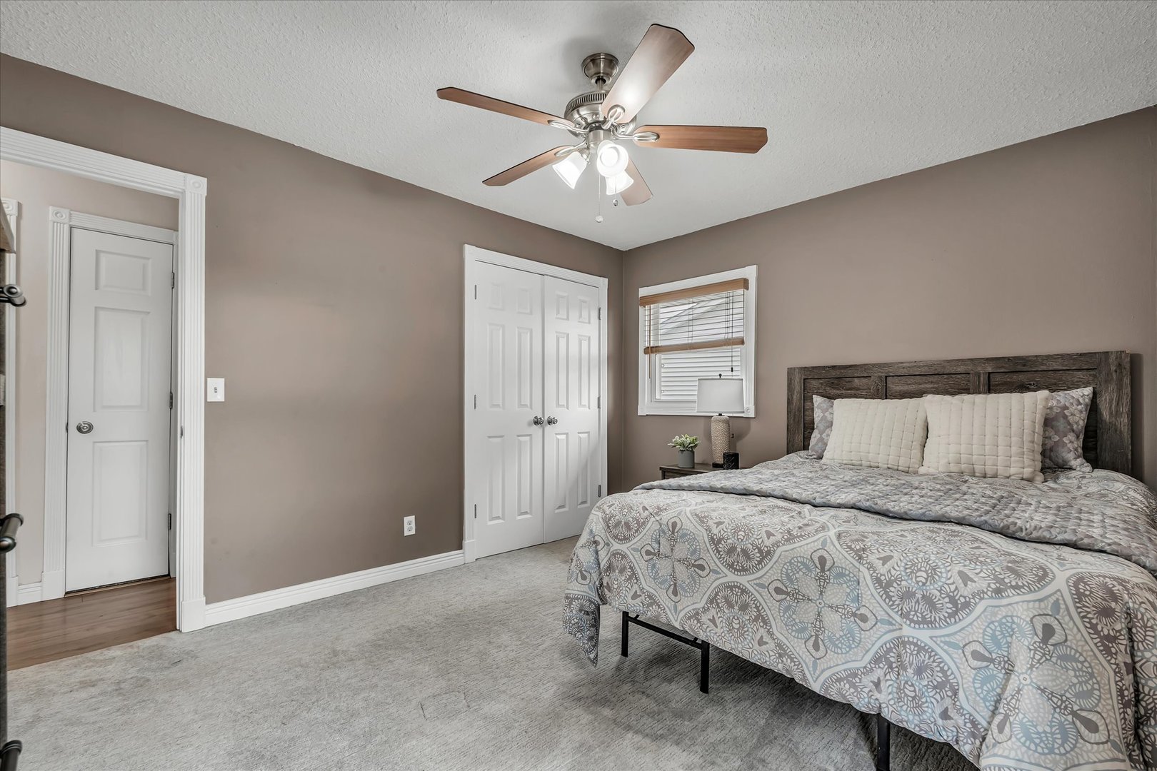 2207 Waveland Drive Property Photo 10
