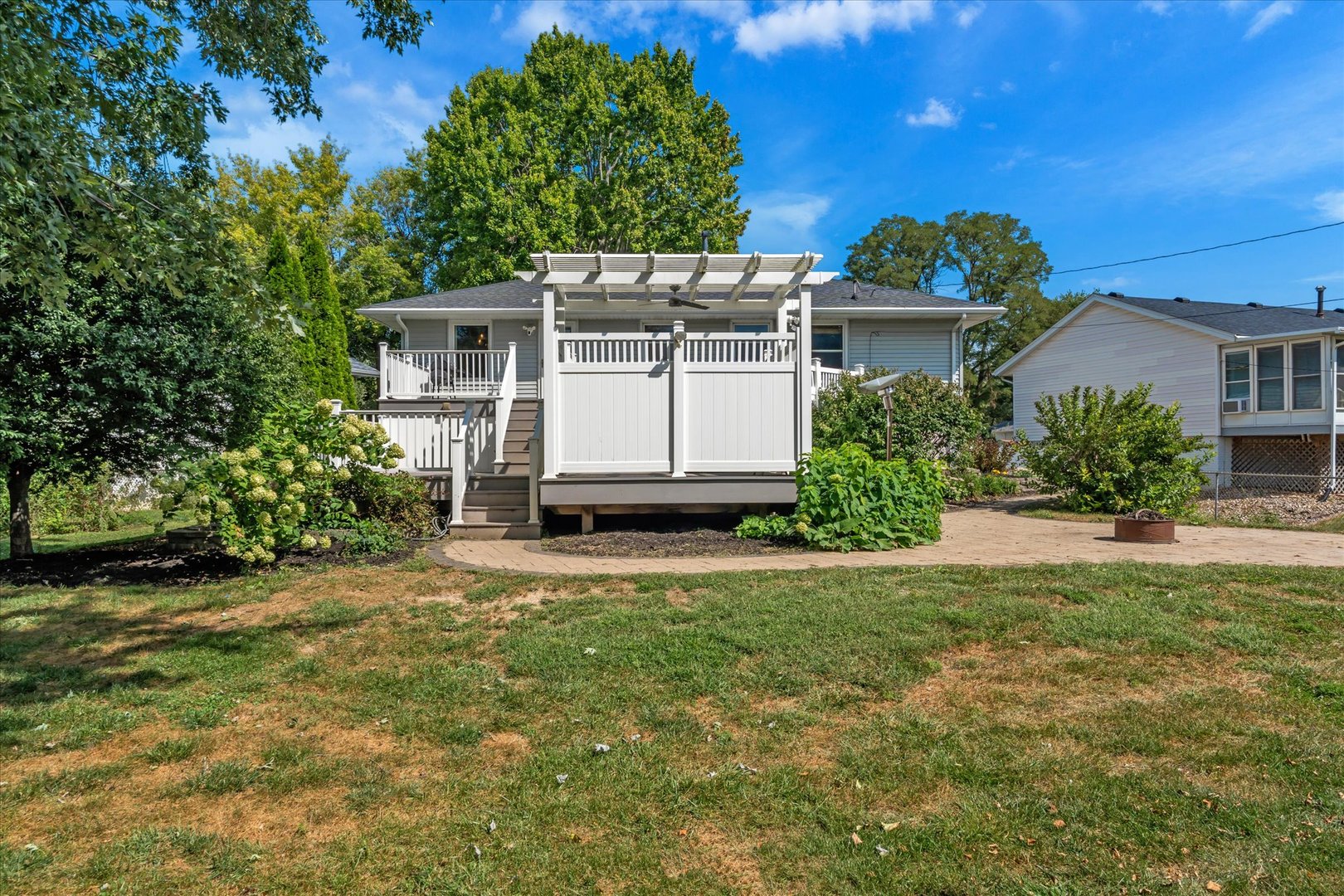 2207 Waveland Drive Property Photo 24