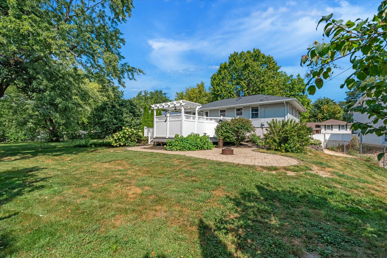 2207 Waveland Drive Property Photo 25