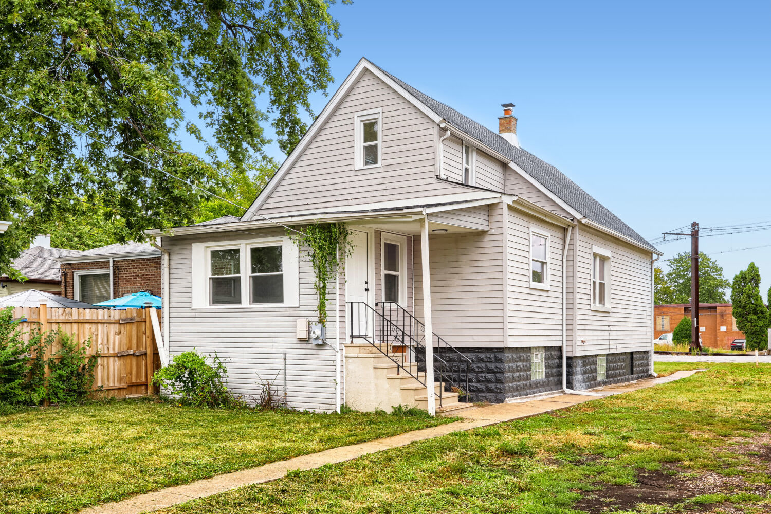 12540 S Wood Street Property Photo 3