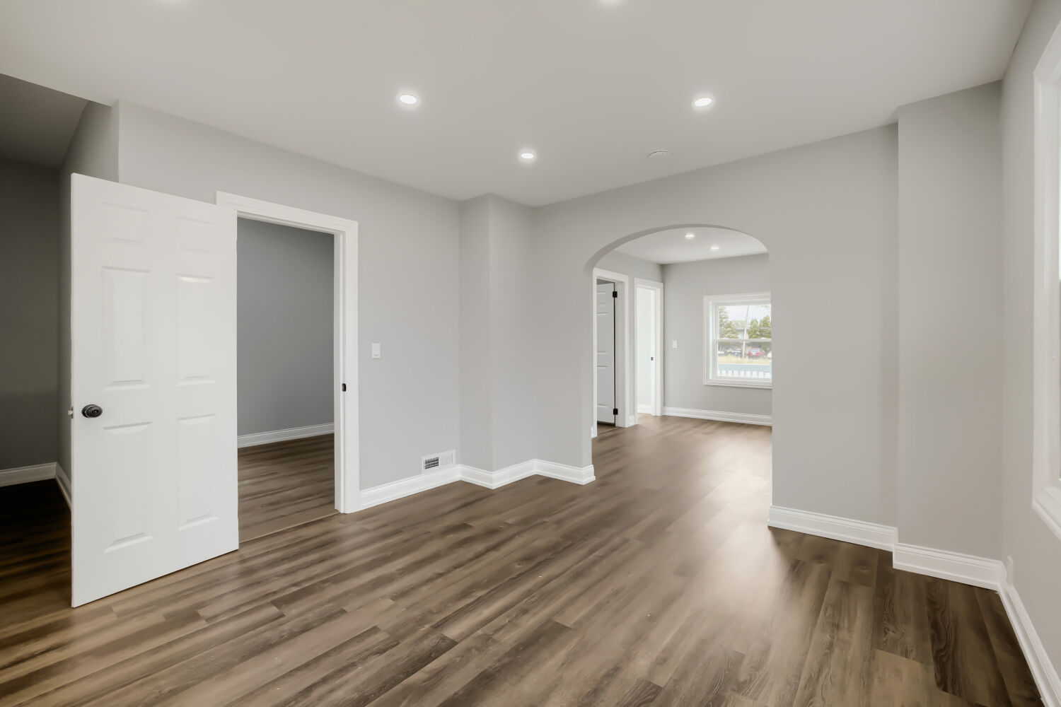 12540 S Wood Street Property Photo 7