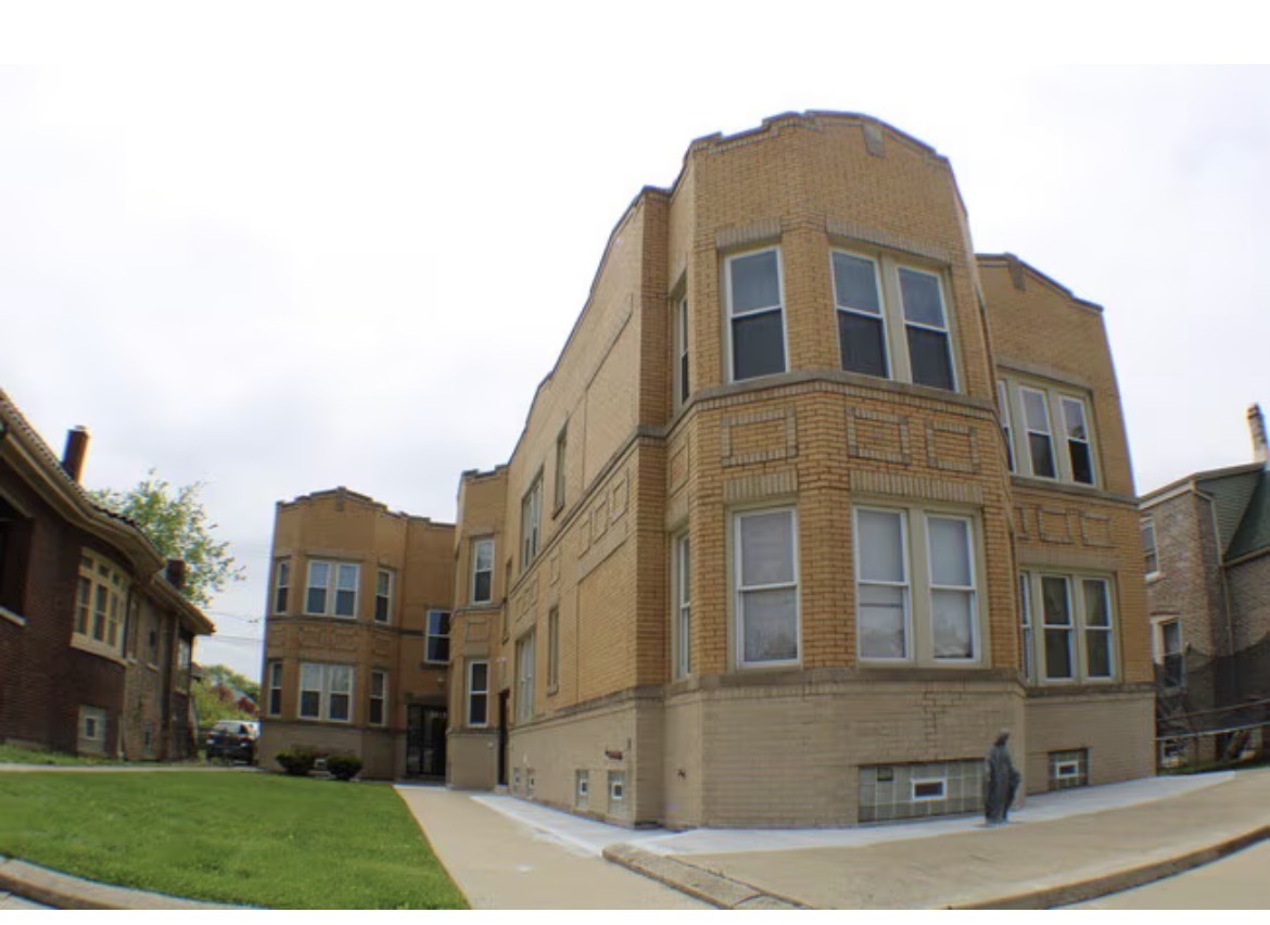 3013 W 55th Street 2 Property Photo 1