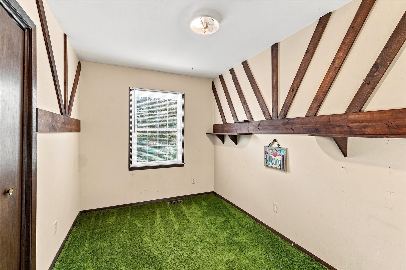 808 Warren Street Property Photo 23