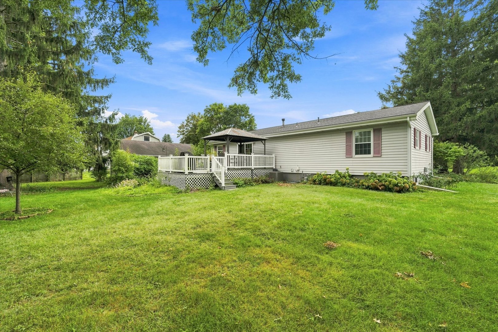 808 Warren Street Property Photo 35