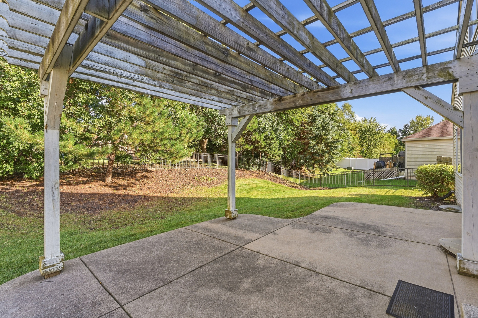 16427 S Canterbury Way Property Photo 34