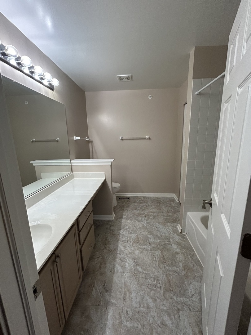 709 Riding Lane Property Photo 11