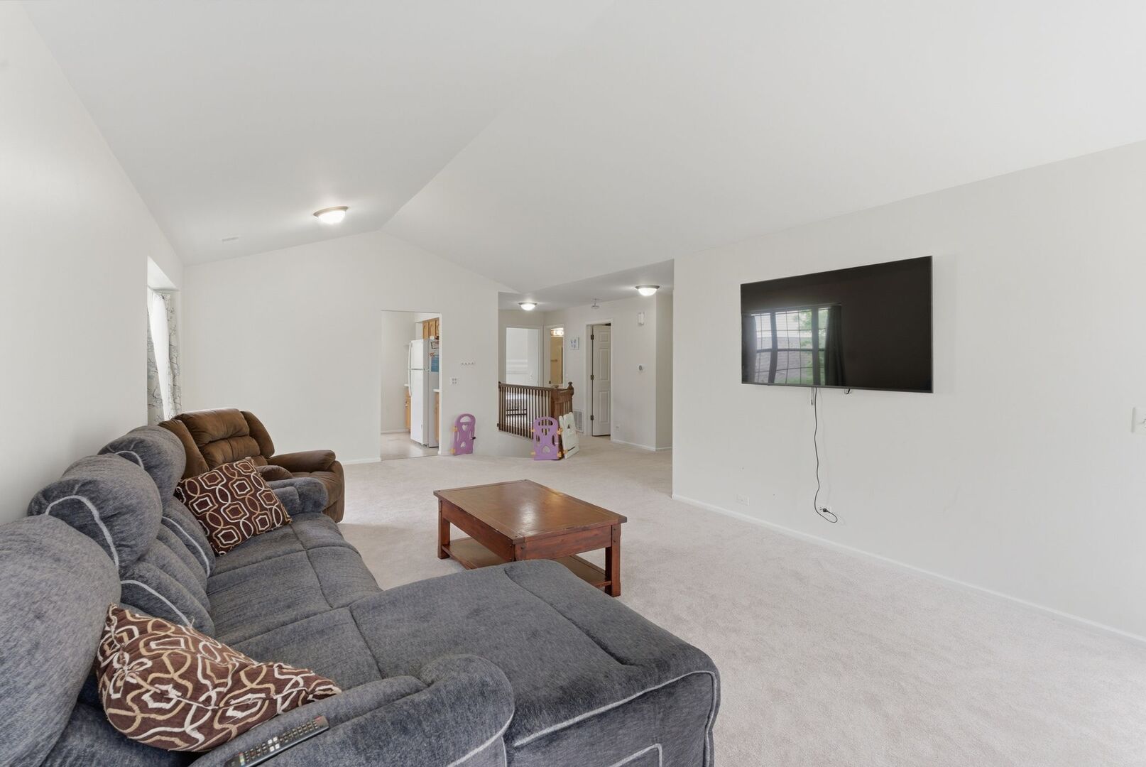 206 Glasgow Lane B206 Property Photo 4