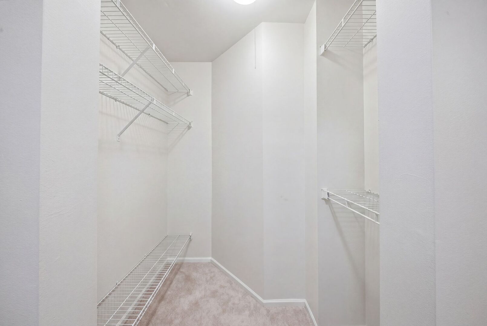 206 Glasgow Lane B206 Property Photo 11