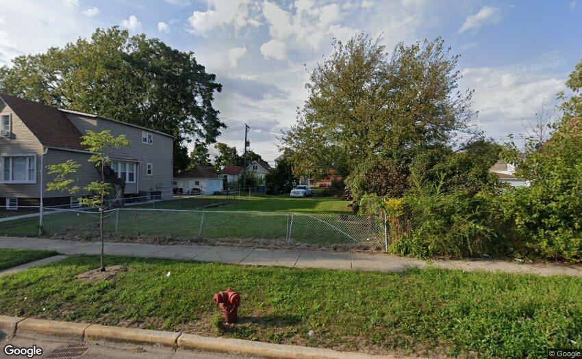 324 W 108th Place Property Photo 1