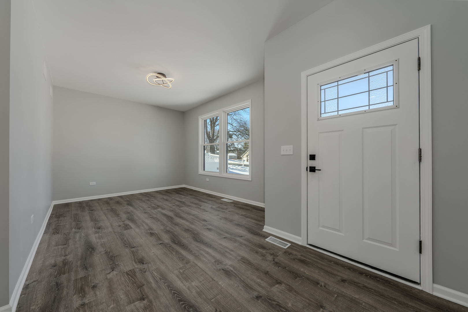 194 Vance Street Property Photo 7