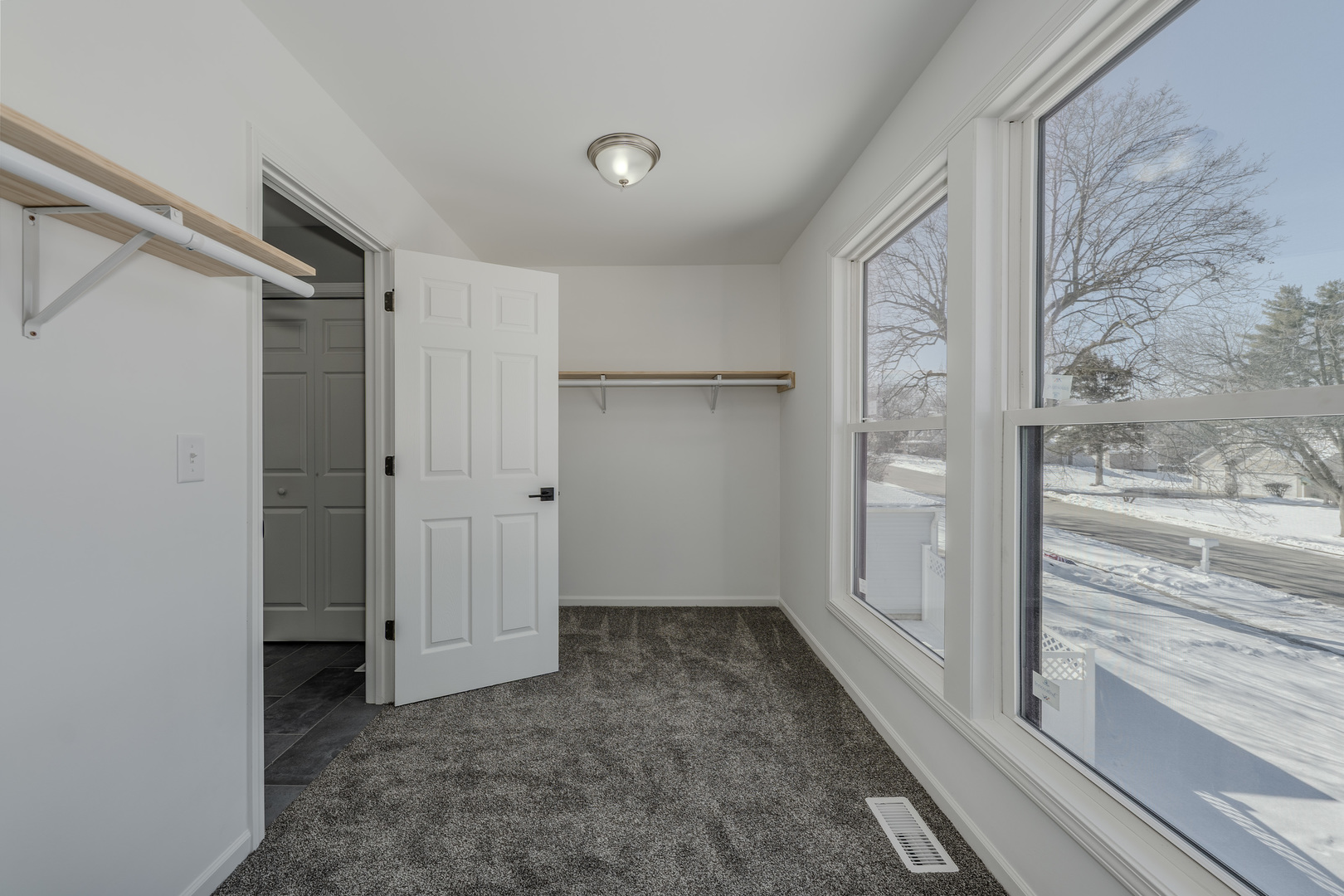 194 Vance Street Property Photo 27