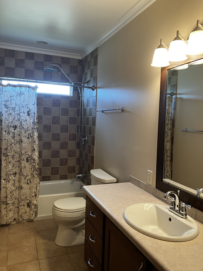 12268 Saraville Road Property Photo 24
