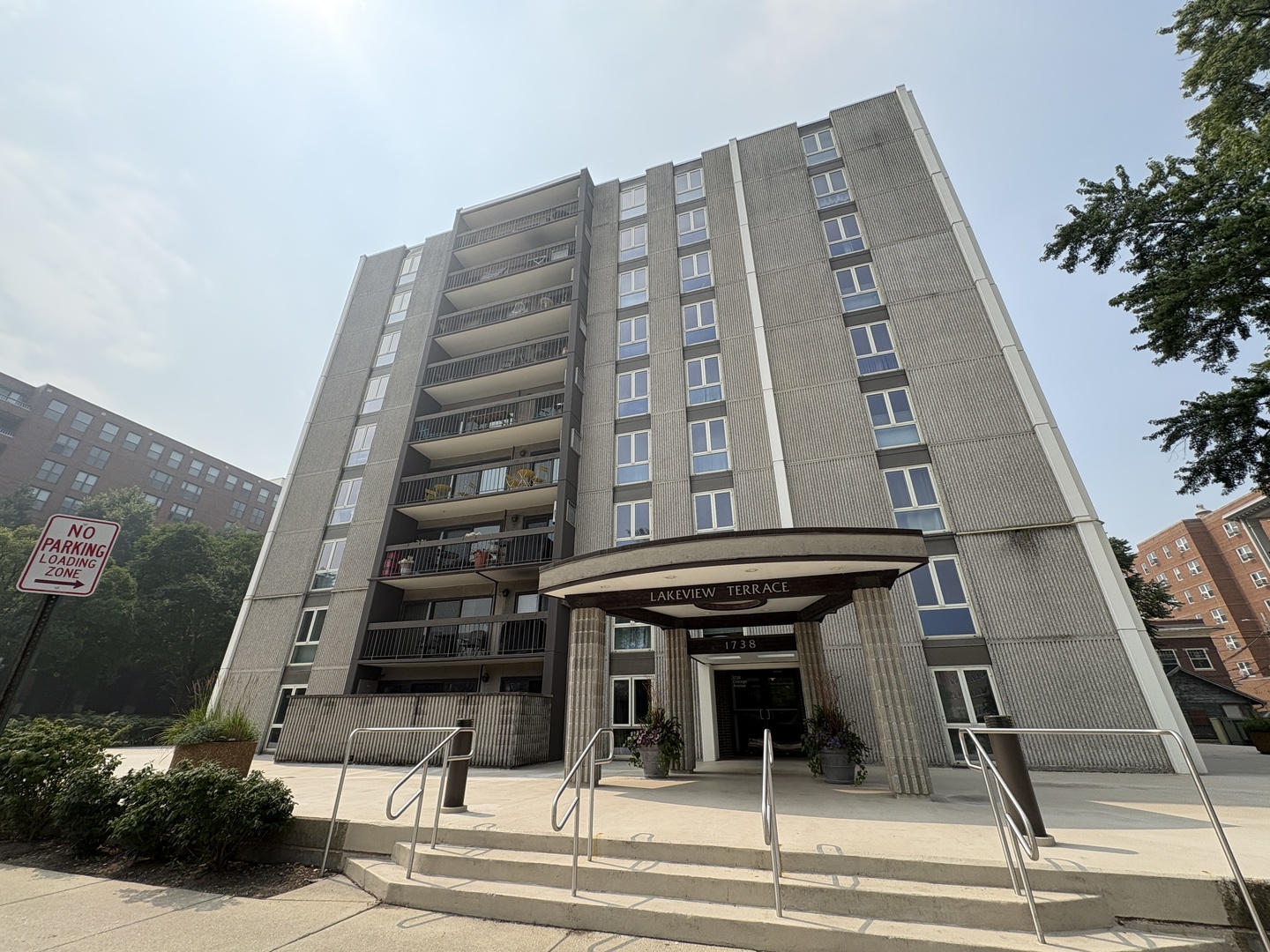 1738 Chicago Avenue 302 Property Photo 1