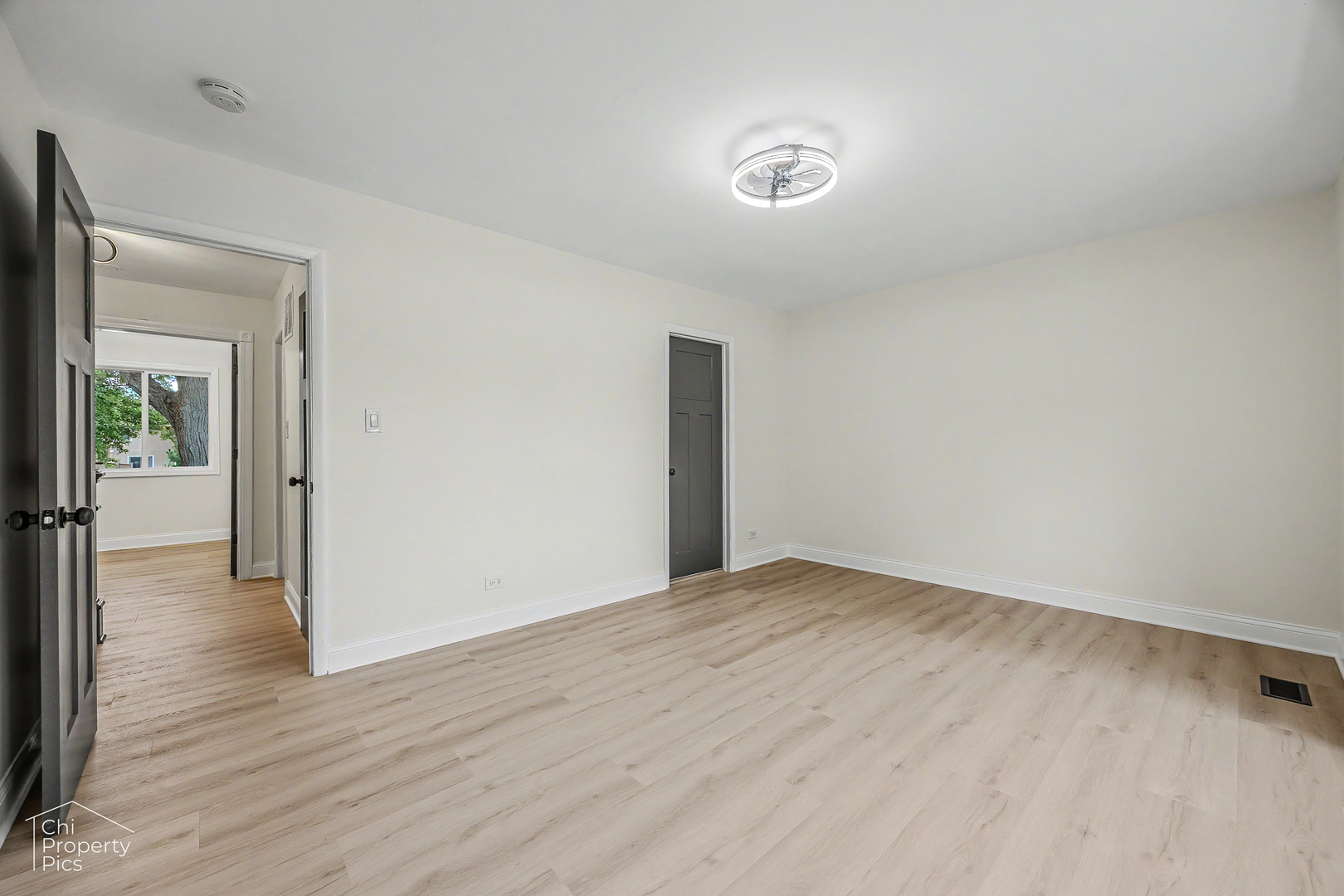 524 Yosemite Court Property Photo 13