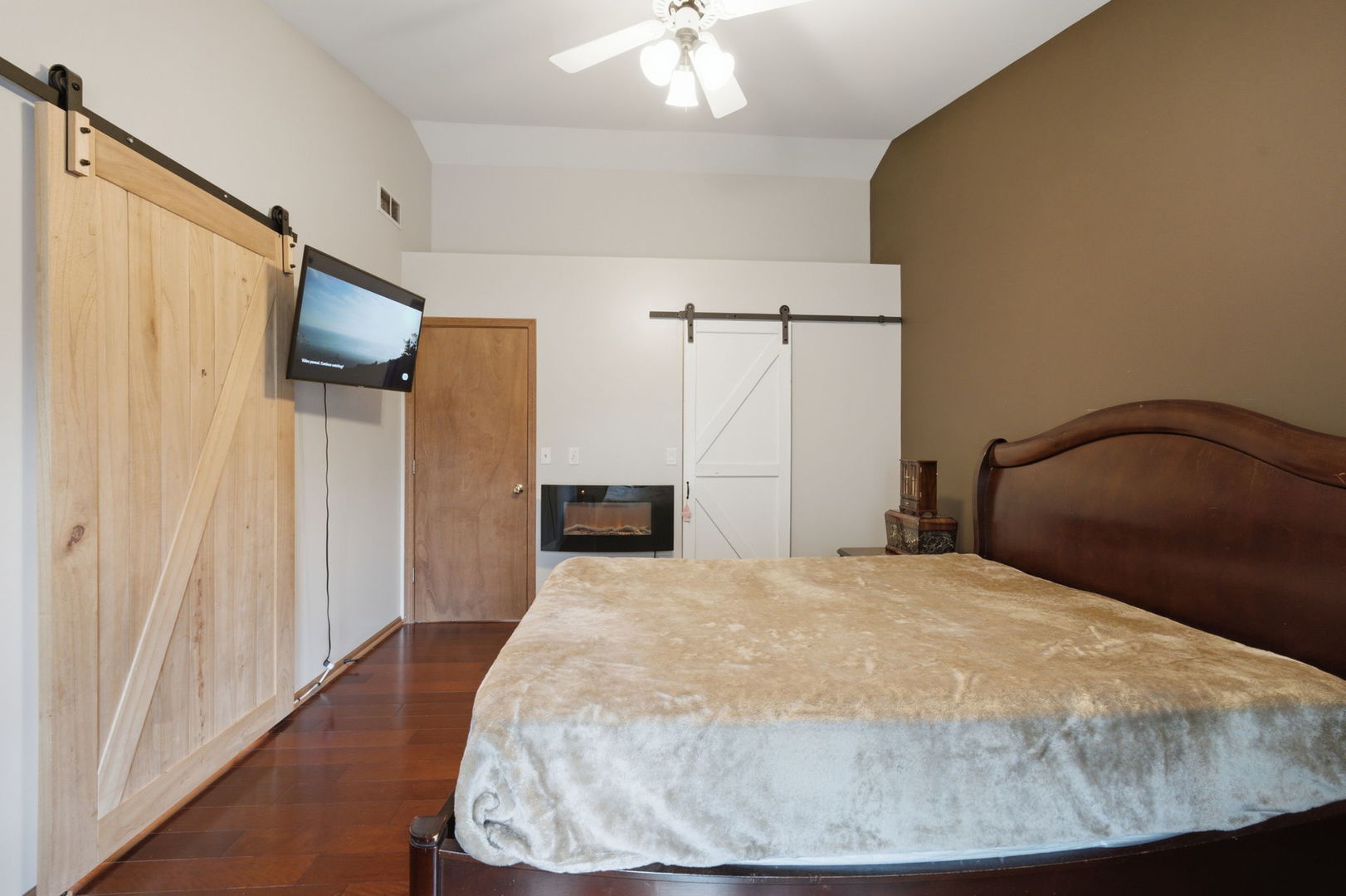 691 Thorsen Lane Property Photo 28