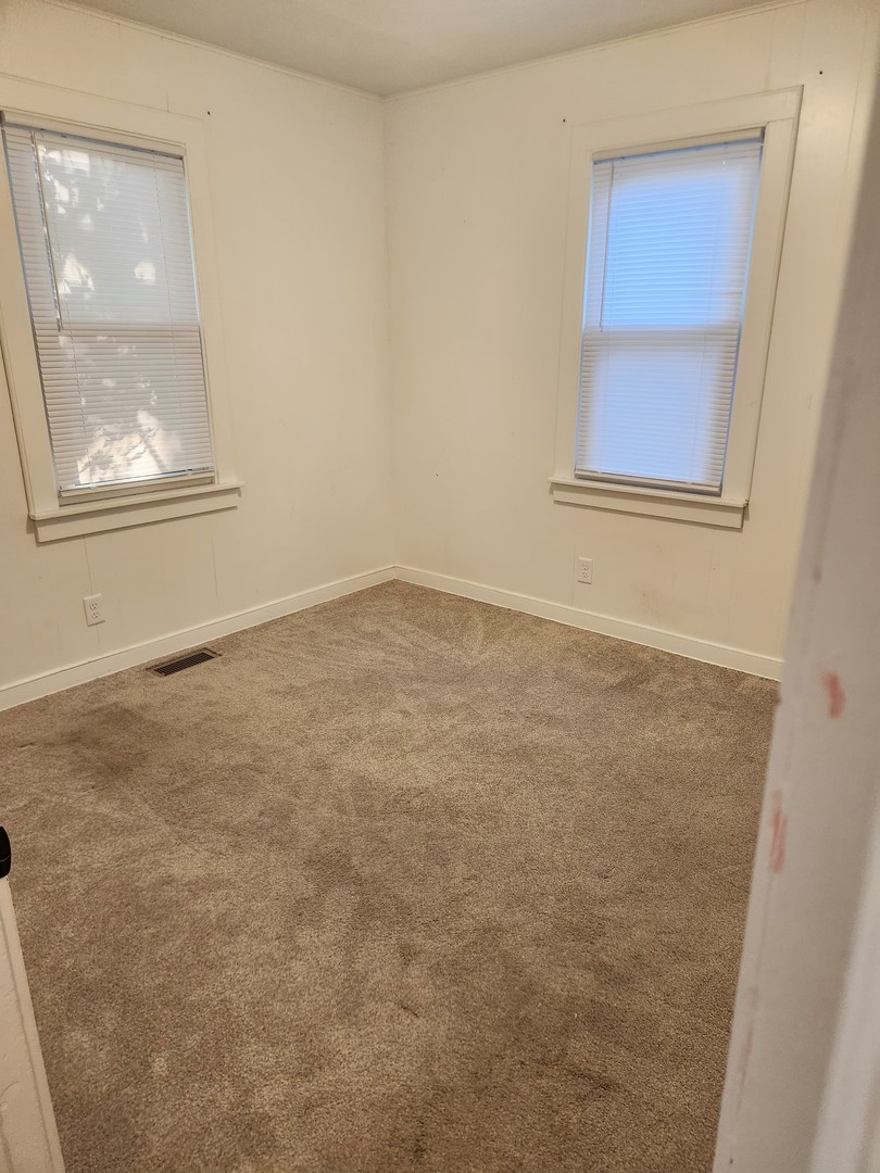 32 Arlington Lane Property Photo 12