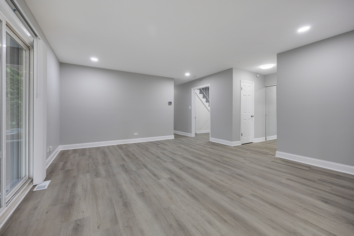 574 Ridge Avenue Property Photo 3
