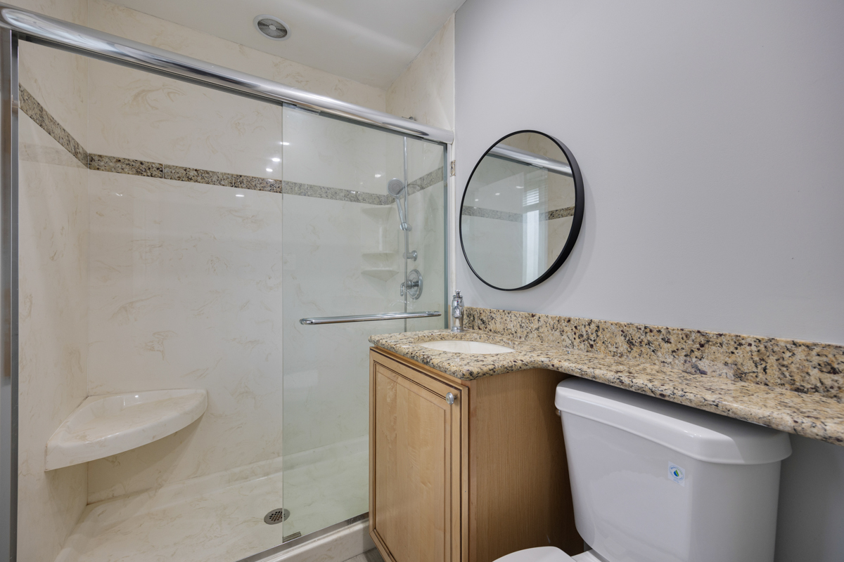 574 Ridge Avenue Property Photo 15