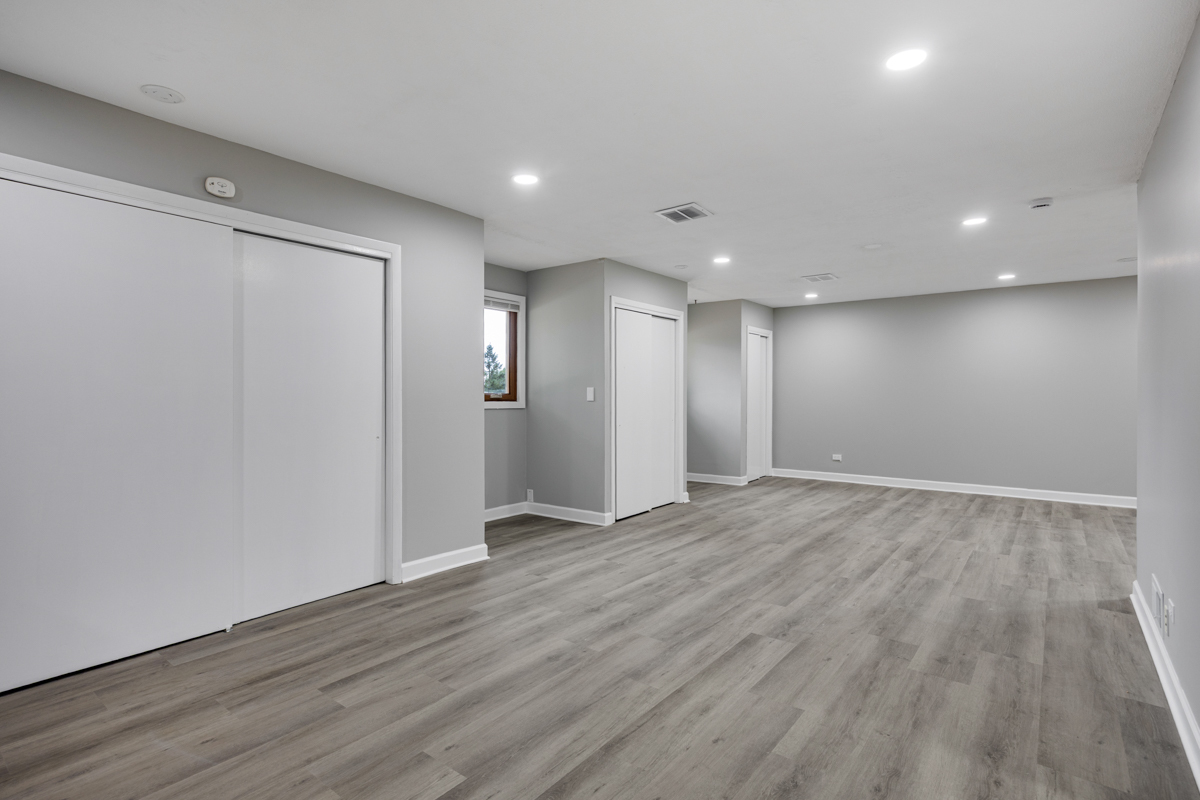 574 Ridge Avenue Property Photo 17