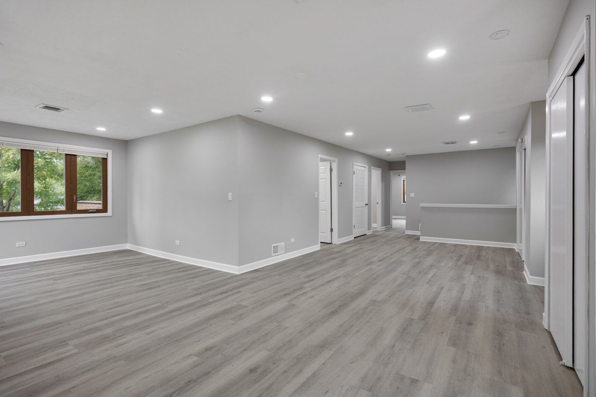 574 Ridge Avenue Property Photo 18