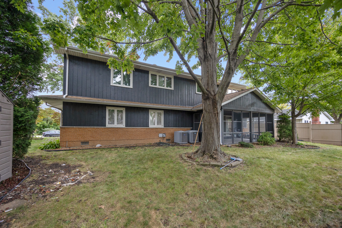 574 Ridge Avenue Property Photo 26