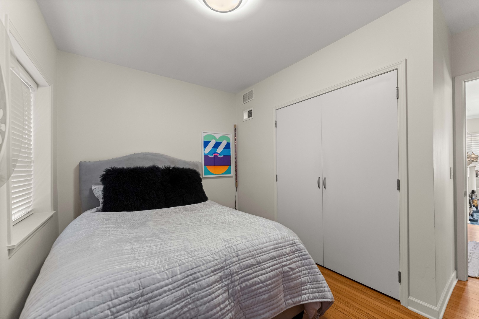832 W Gunnison Street 2s Property Photo 18