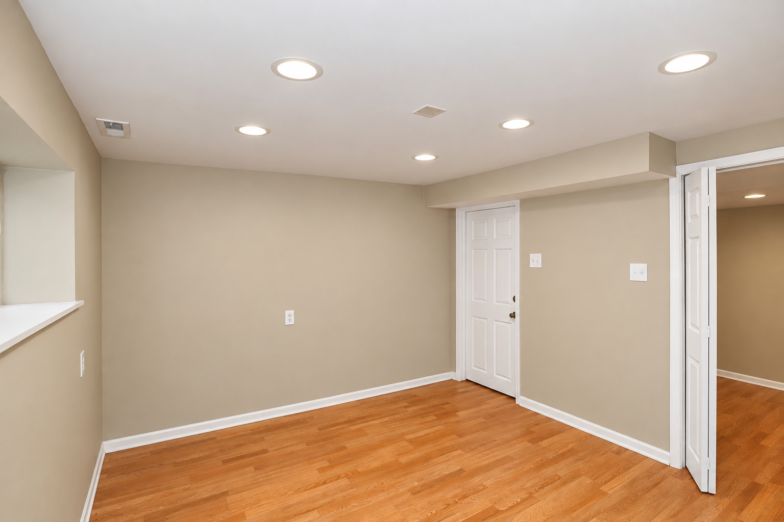 1226 Circle Avenue Property Photo 31