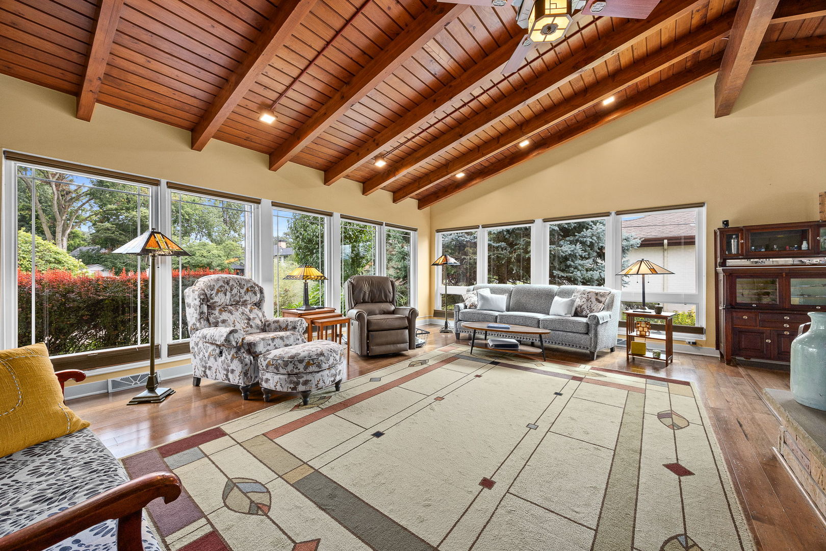 12 Meadowood Drive Property Photo 8