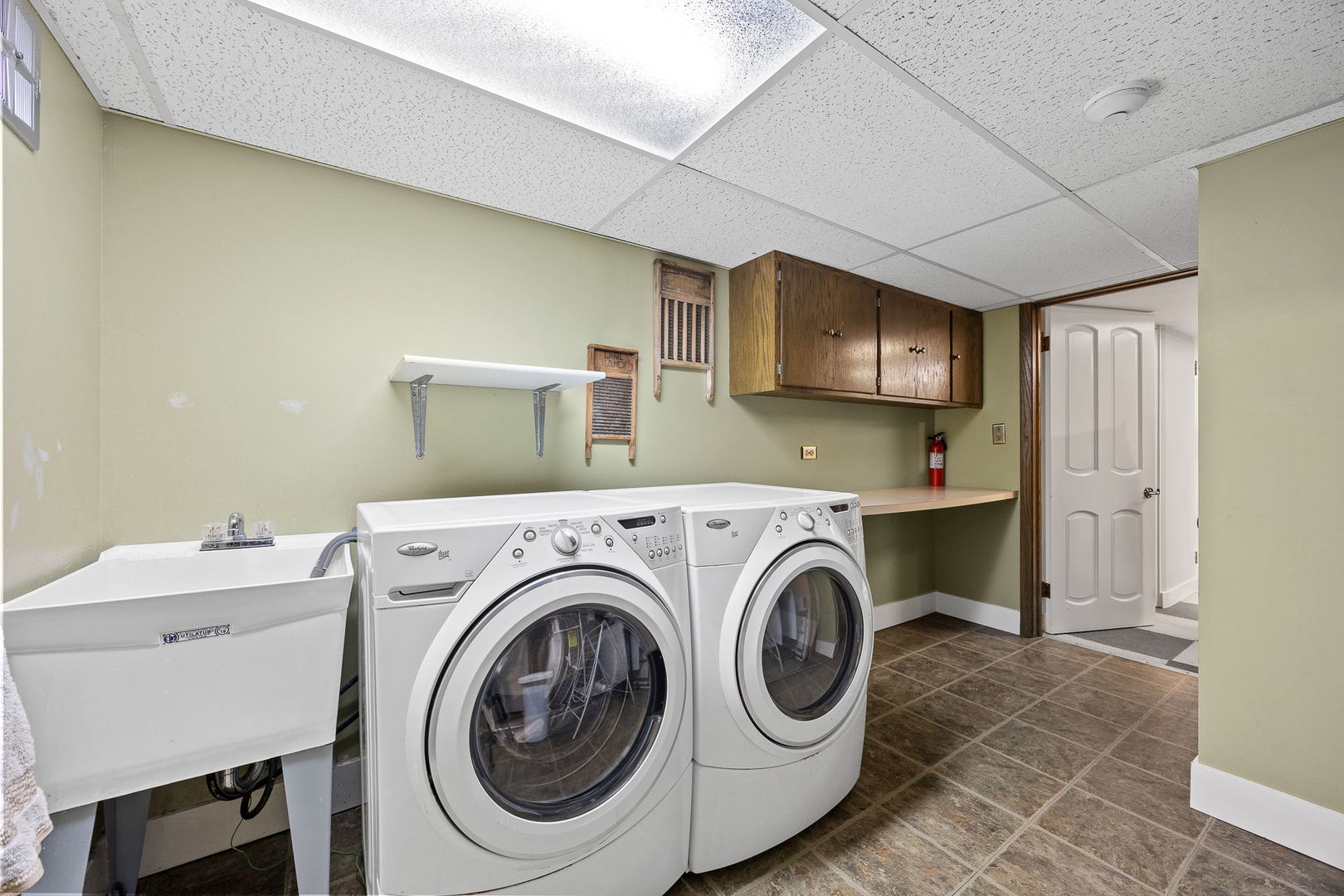12 Meadowood Drive Property Photo 30