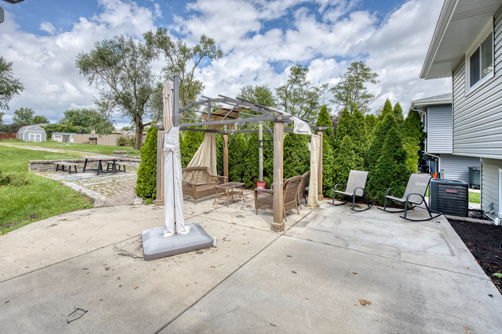 17008 Forest Avenue Property Photo 3