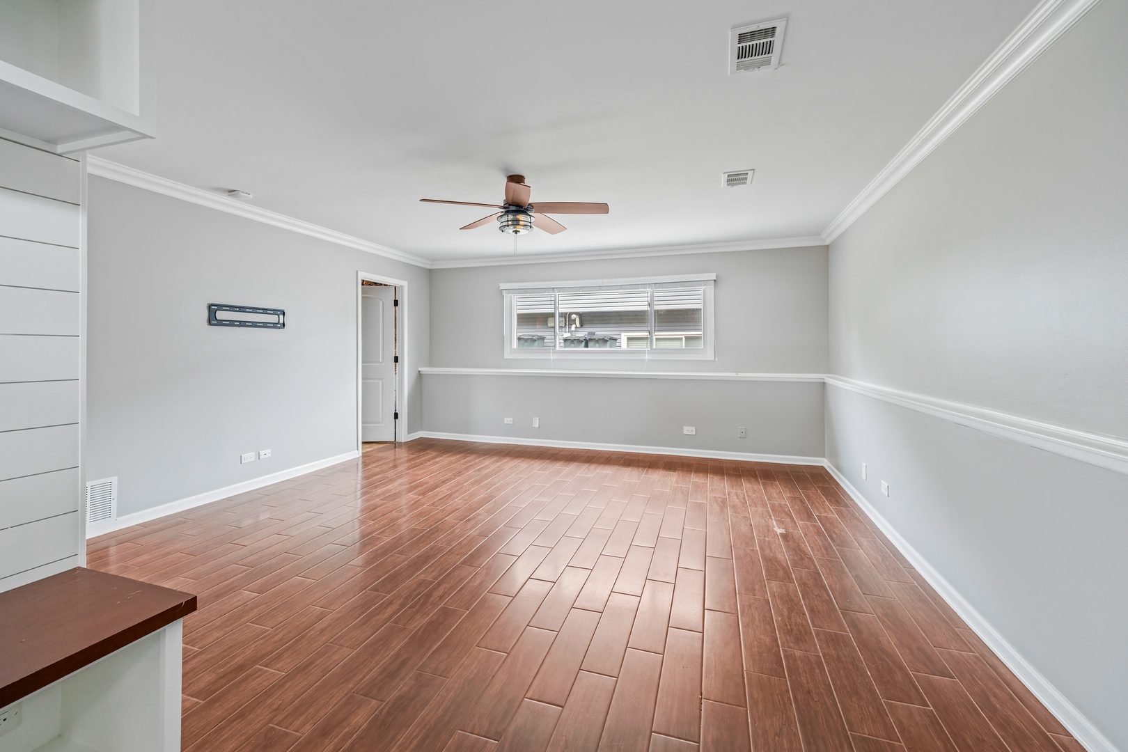 17008 Forest Avenue Property Photo 13