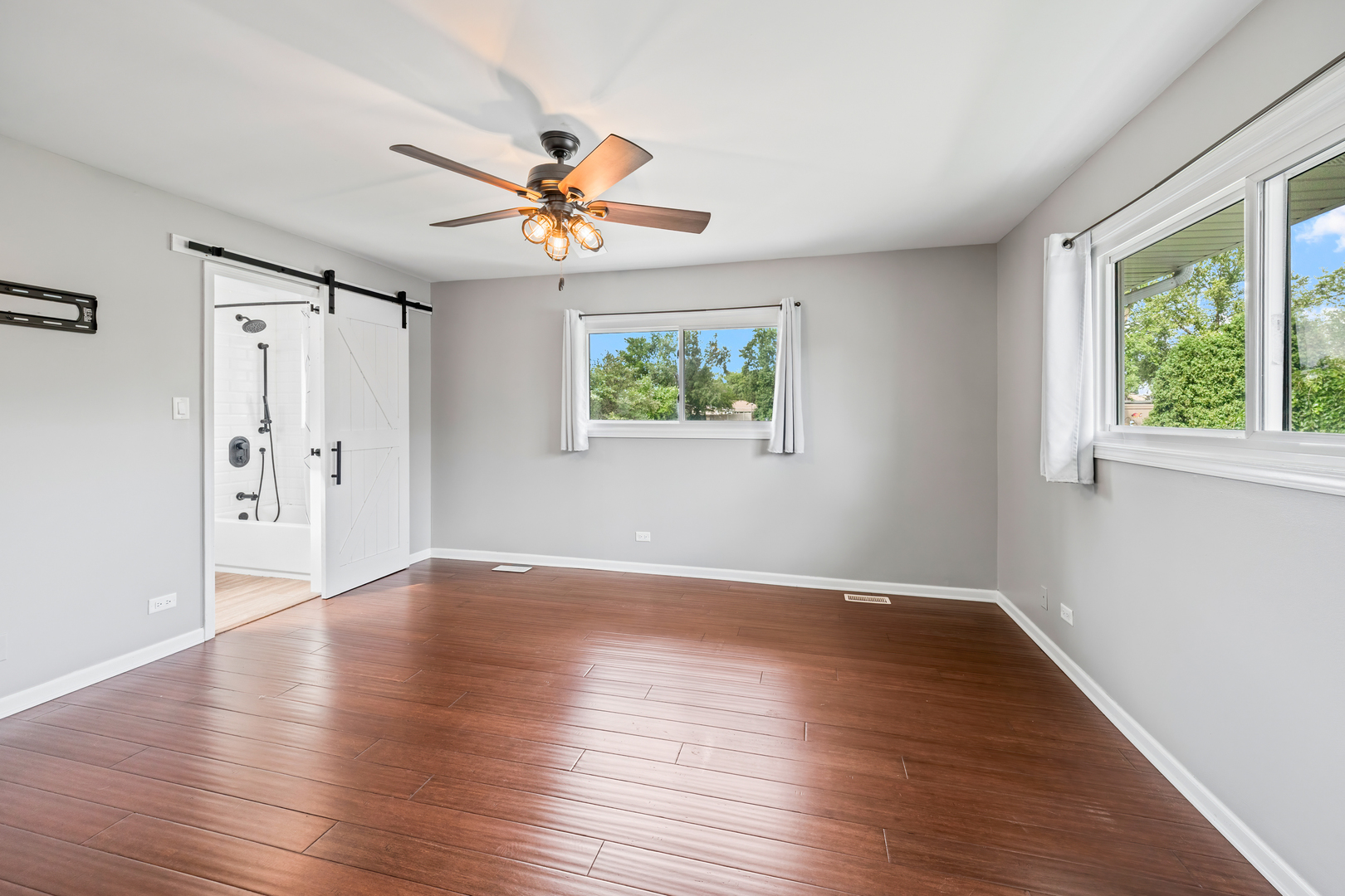 17008 Forest Avenue Property Photo 14