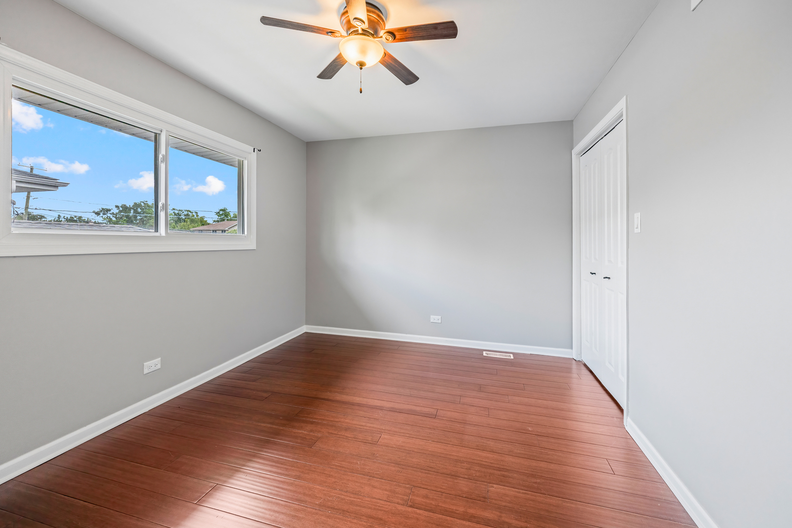 17008 Forest Avenue Property Photo 18