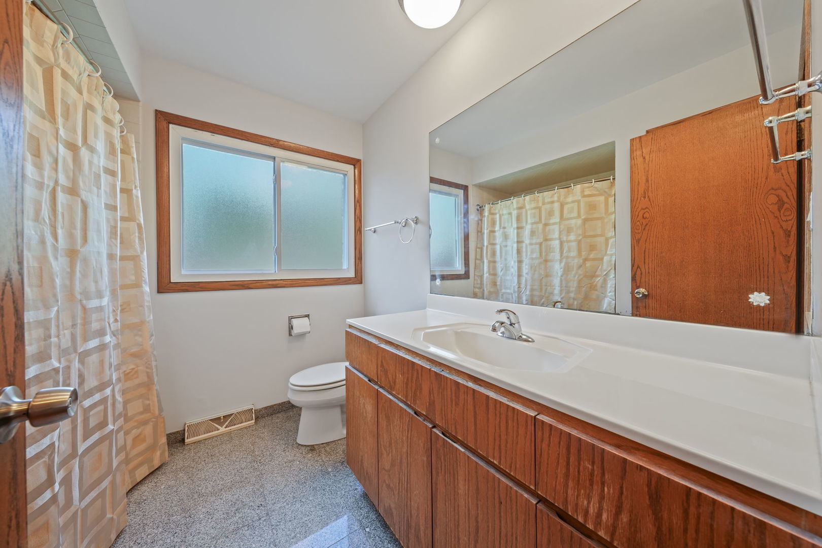 1617 Holly Avenue Property Photo 18