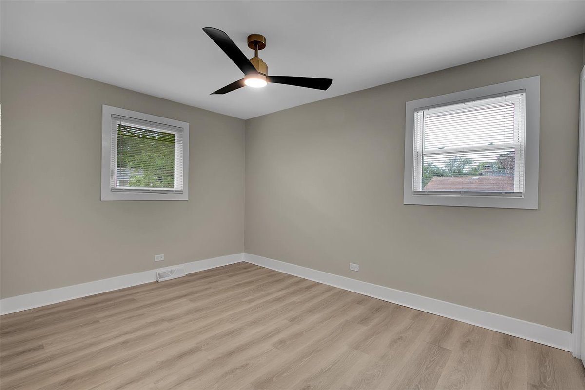 16101 Avalon Avenue Property Photo 16