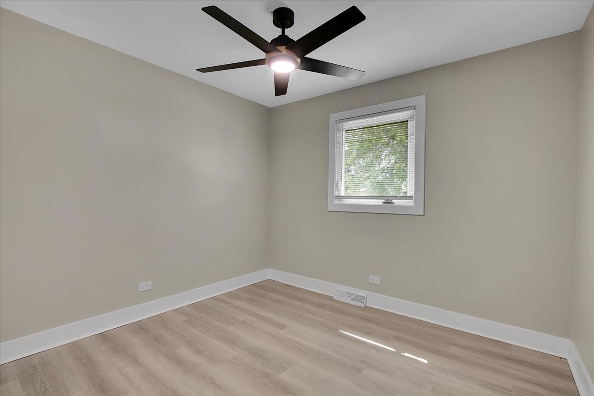 16101 Avalon Avenue Property Photo 18