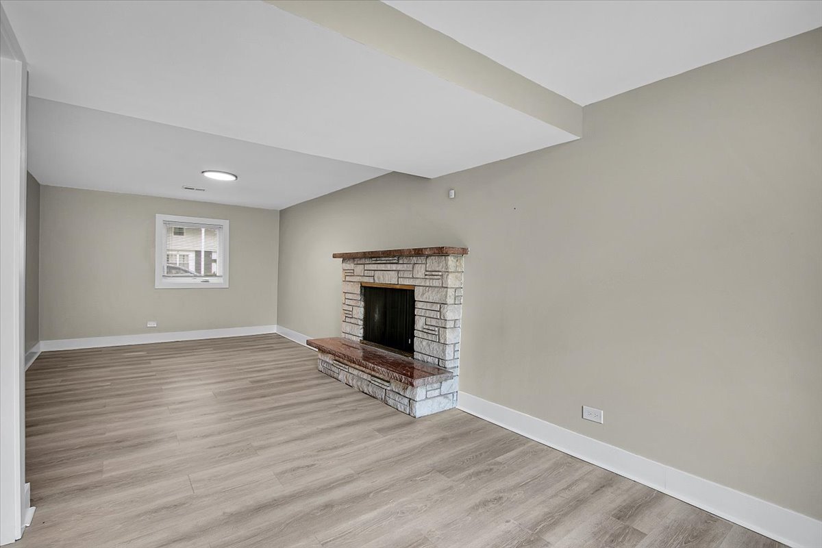 16101 Avalon Avenue Property Photo 24