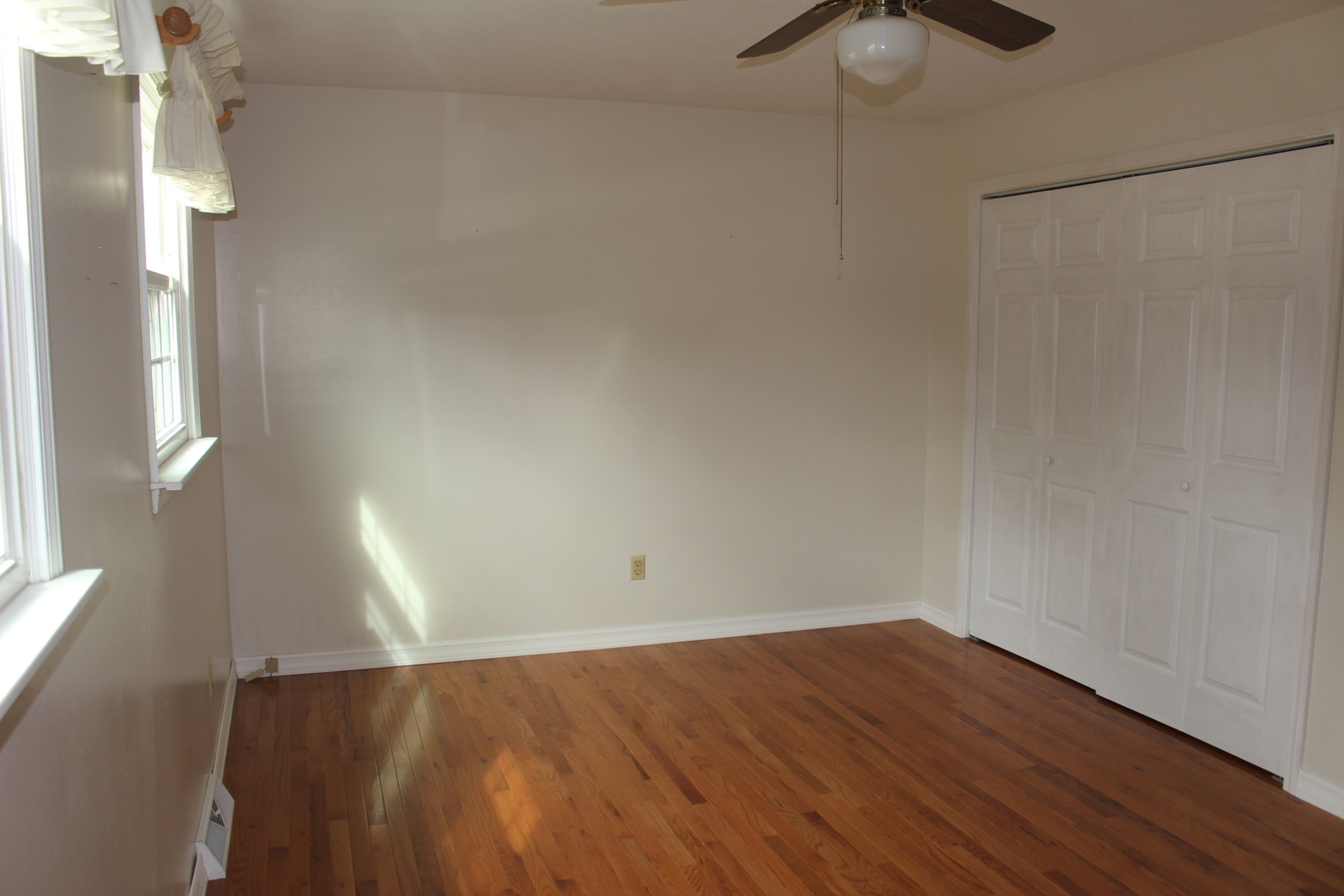 1119 E Clinton Avenue Property Photo 19