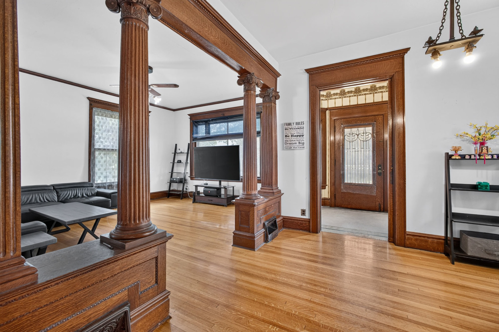 1718 N Marquette Street Property Photo 6