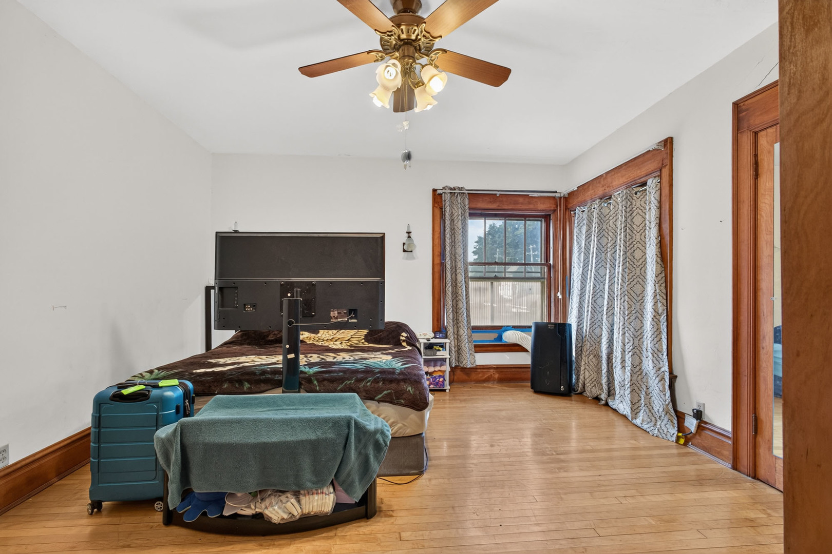 1718 N Marquette Street Property Photo 19
