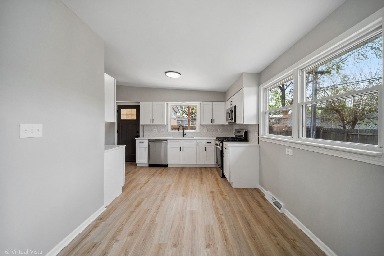 344 Ashland Avenue Property Photo 8