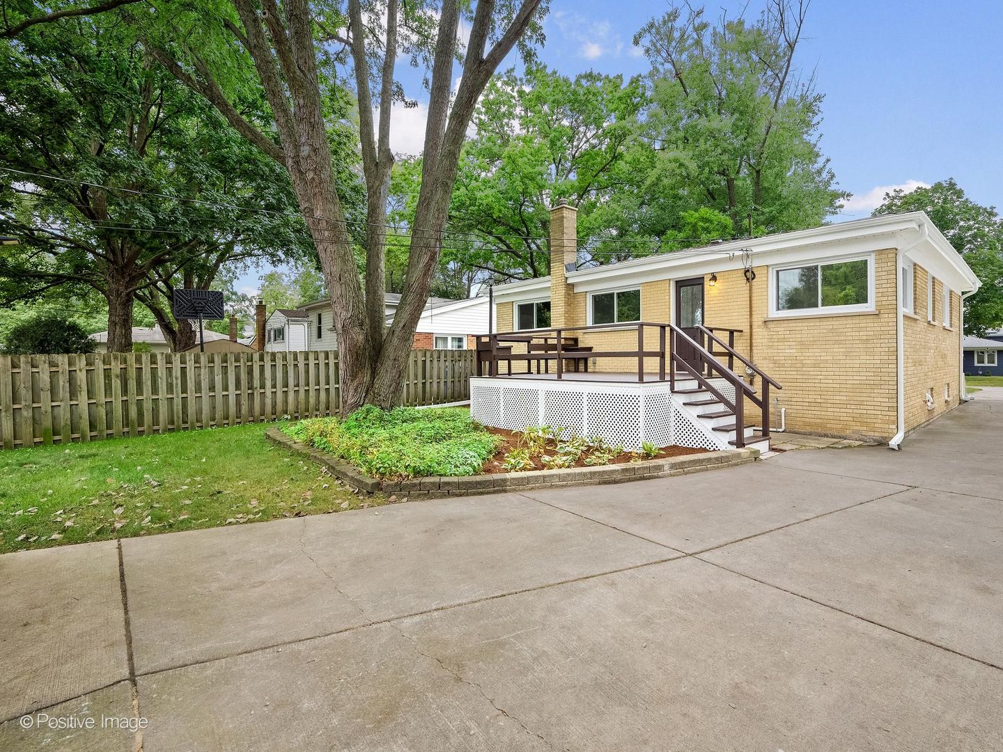 579 Dawes Avenue Property Photo 33