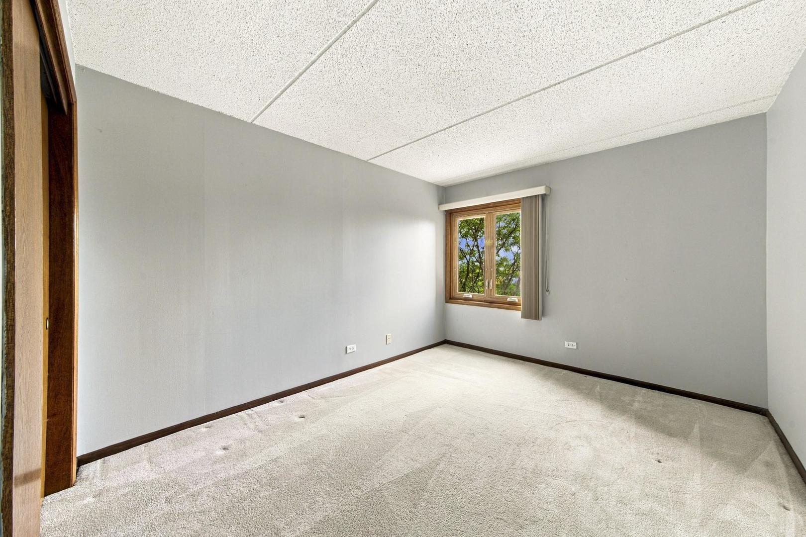 6530 W Irving Park Road 501 Property Photo 9