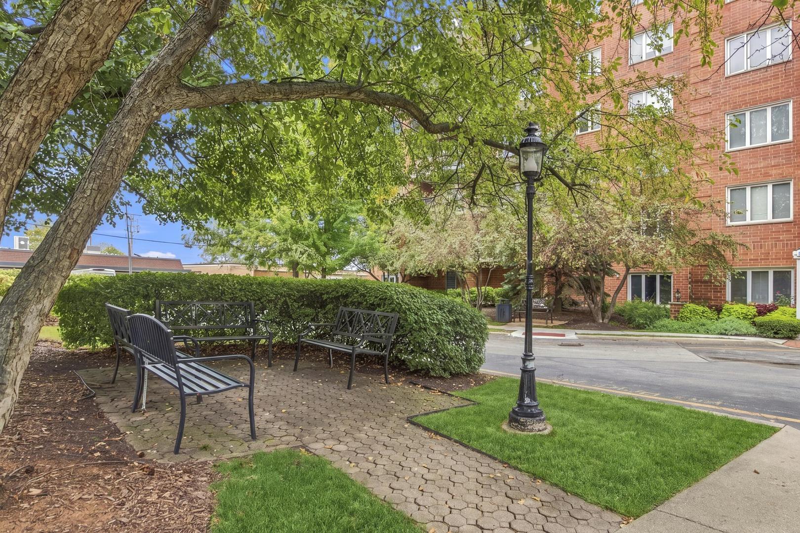 6530 W Irving Park Road 501 Property Photo 14