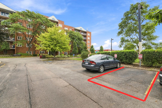 6530 W Irving Park Road 501 Property Photo 15